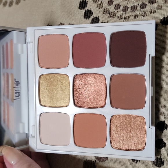 Tarte Tartelette Lil toasted amazonian clay eyeshadow palette - Picture 4 of 4